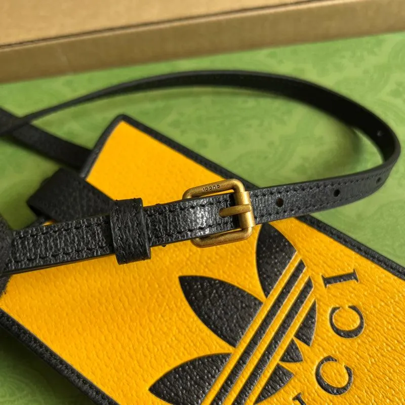 Charm - GG Bags - 1220