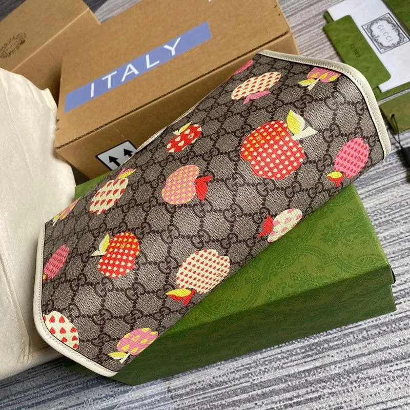 Charm - GG Bags - 1823