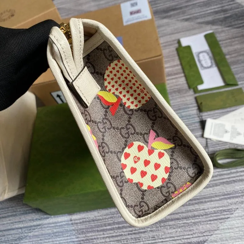 Charm - GG Bags - 1823