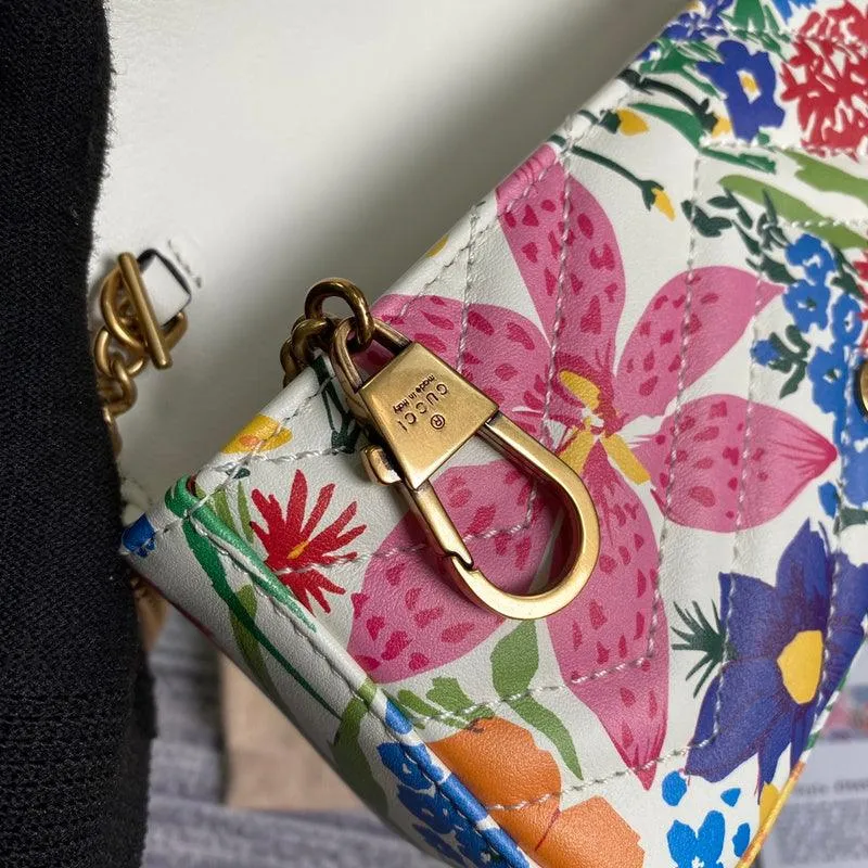 Charm - GG Bags - 2011