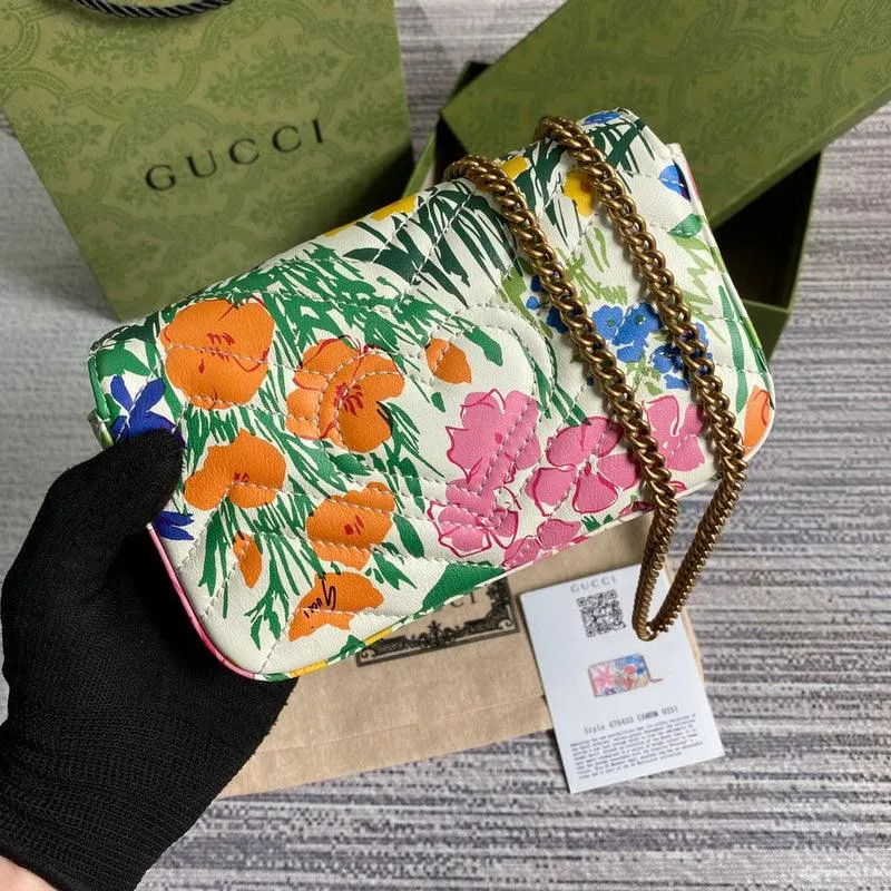 Charm - GG Bags - 2011
