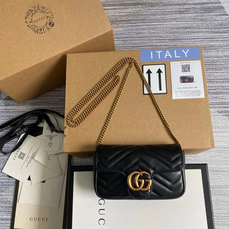 Charm - GG Bags - 2197