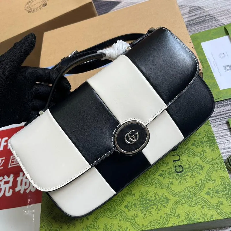 Charm - GG Bags - 235