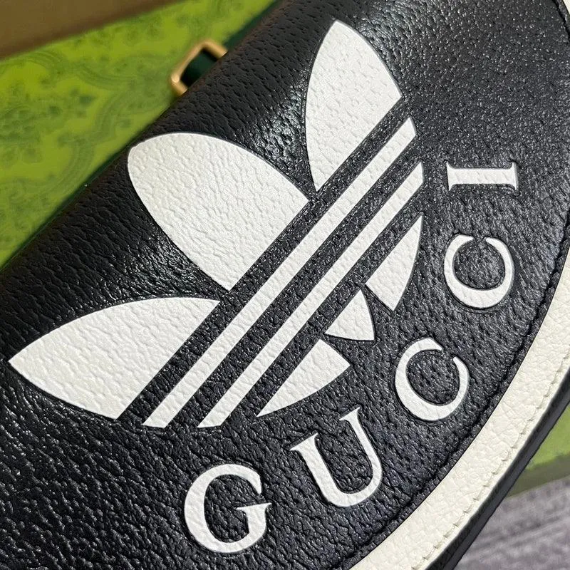 Charm - GG Bags - 463