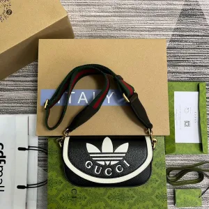 Charm - GG Bags - 463