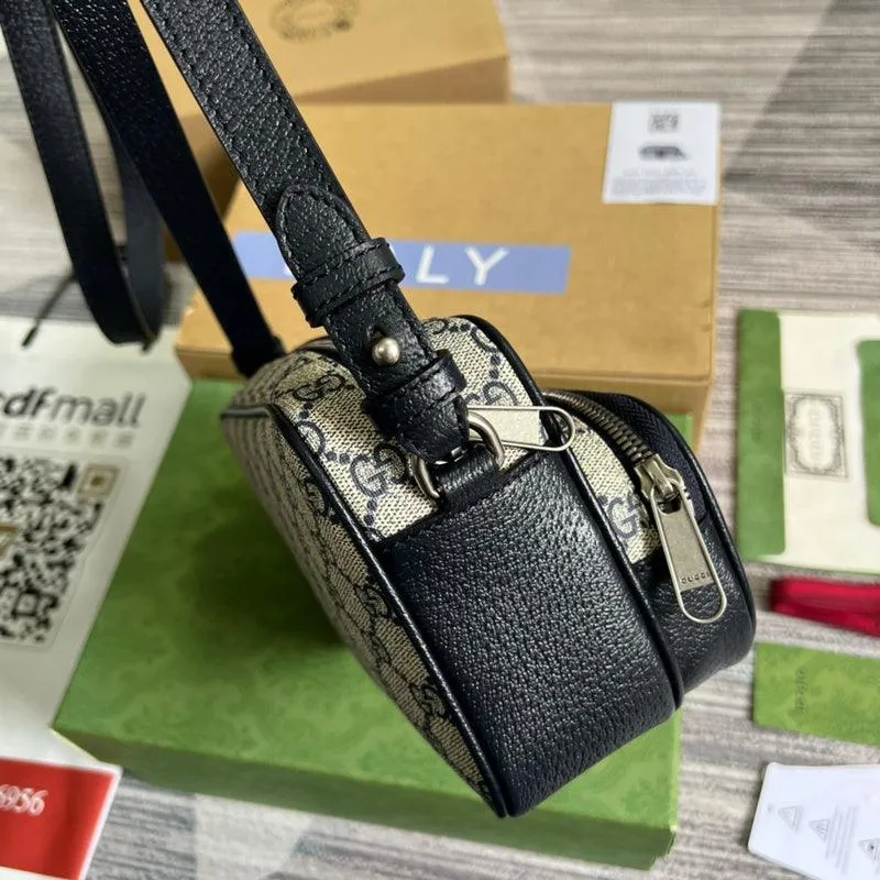 Charm - GG Bags - 719