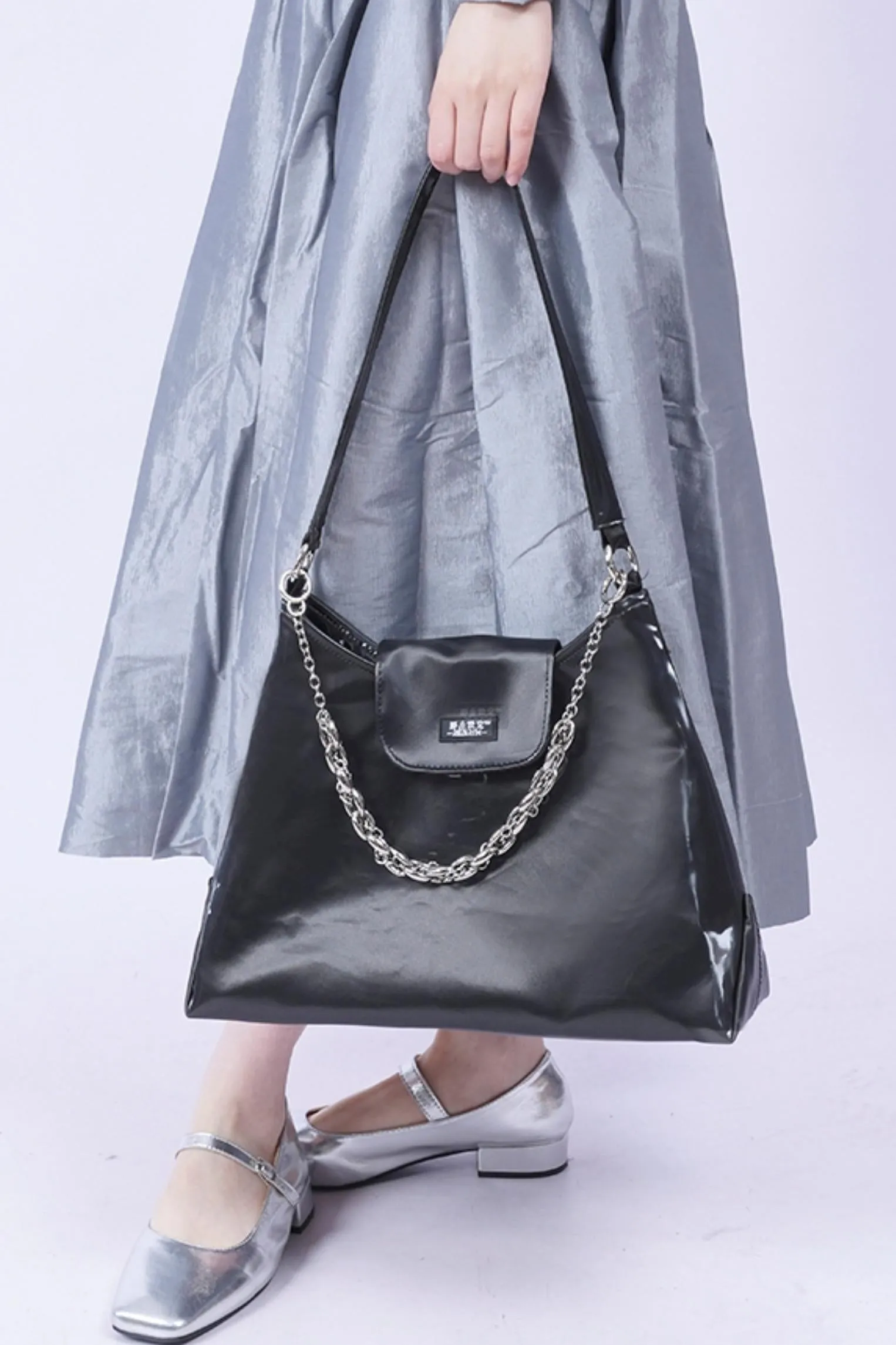 Chic Commuter Tote Bags