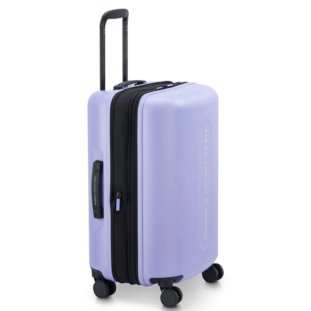 florence by mills x DELSEY PARIS Catch Flights Expandable 20" Carry-On Spinner Upright