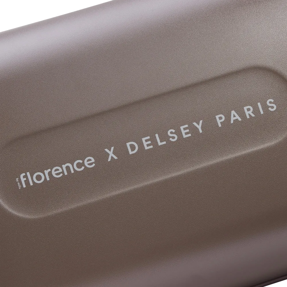 florence by mills x DELSEY PARIS Catch Flights Expandable 20" Carry-On Spinner Upright