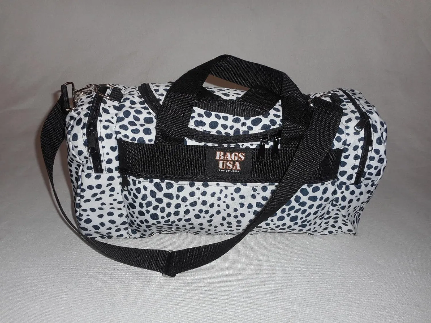 Gym Or Travel Bag Holds Personal Items,Towel, Change Of Clothes, Front Pocket For Cellphone, Keys Id And Wallet Made In USA.