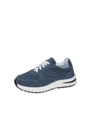 Lace Up Canvas Athletic