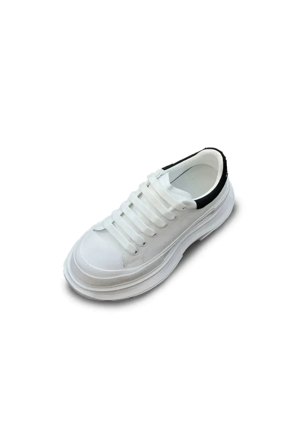 Lace Up Round Toe Platform Sneakers