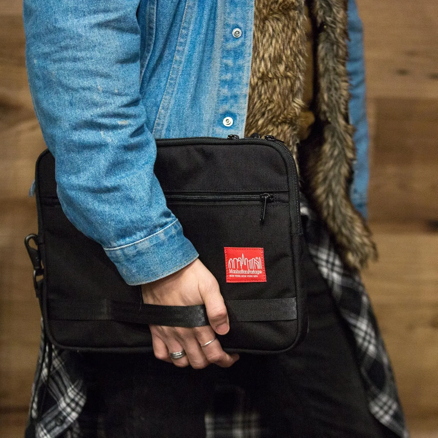 Manhattan Portage Henry Portfolio CASE (L), Black