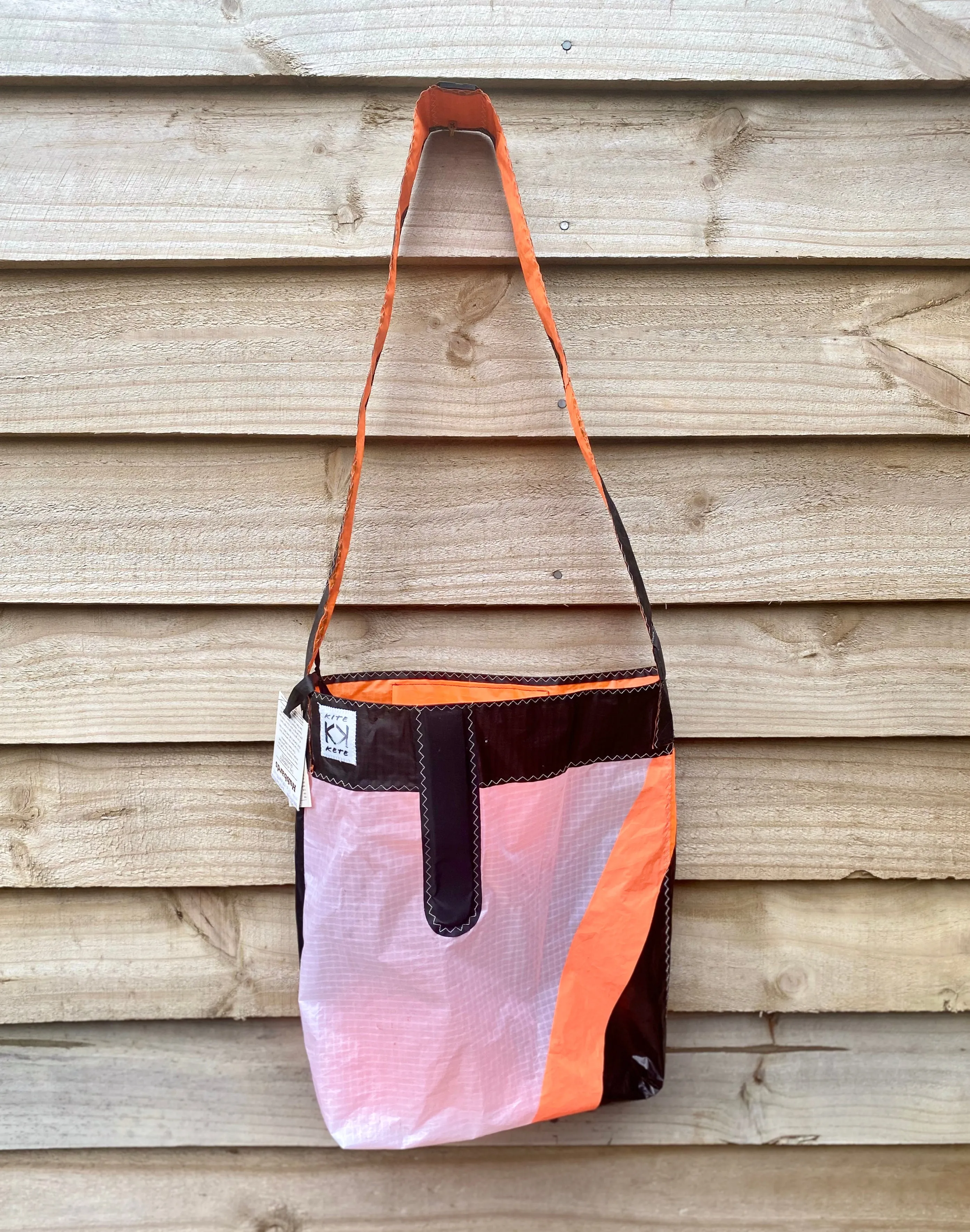 Round Raglan Bags Kite Kete