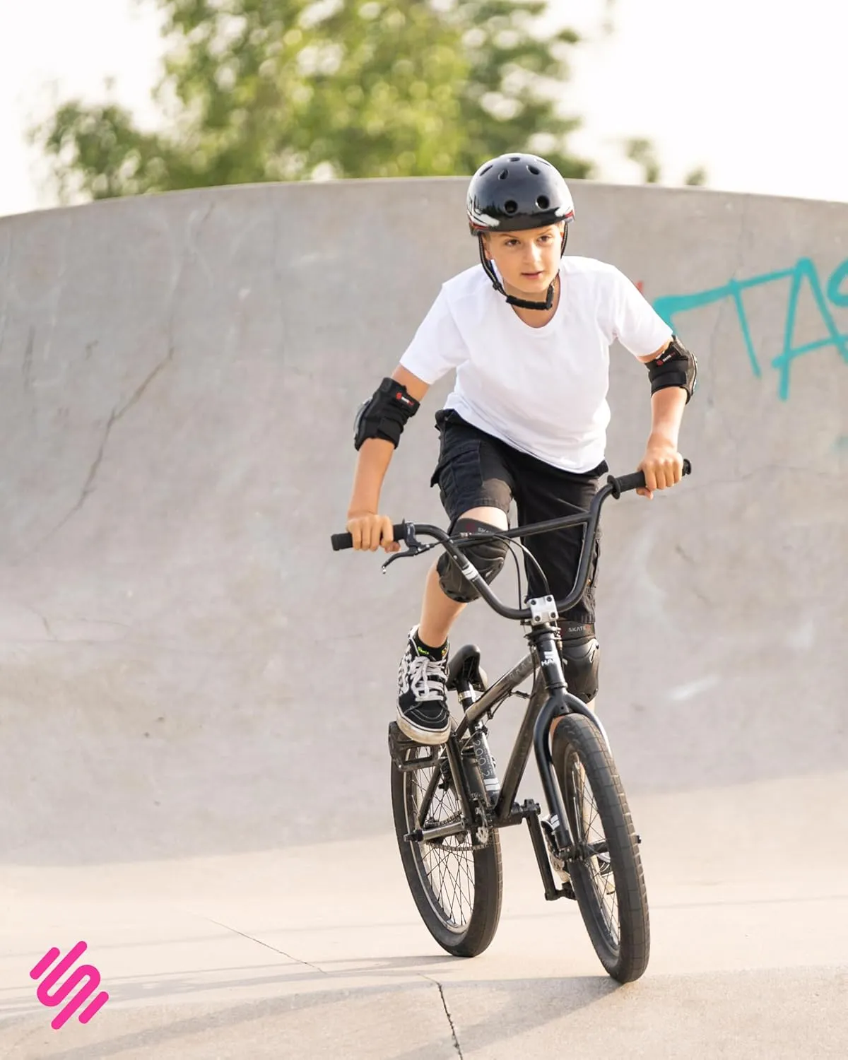 SKATEWIZ Skate Pads - Knee and Elbow Pads & Wrist Guards for Roller Skating [6pc] Skating Protective Gear Adult and Kids - Roller Skate Pads