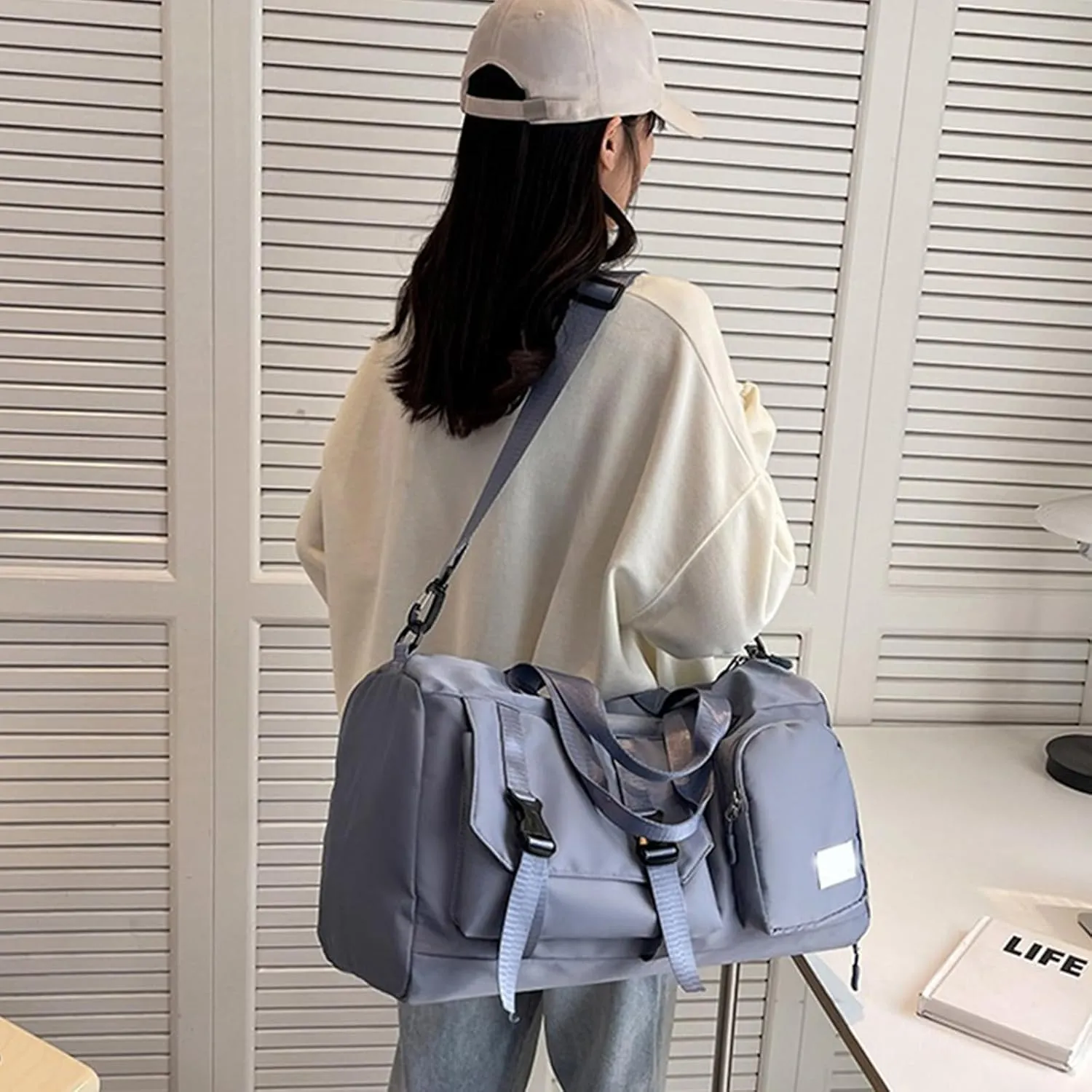Sports Gym Bag Duffle Bag with Shoes Compartment, Waterproof Travel Duffle Bag for Gym Swimming Vacation