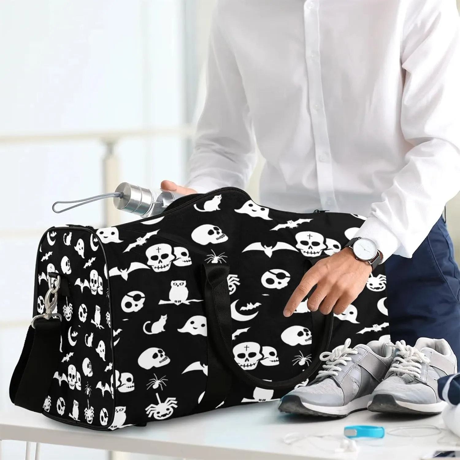 Travel Duffle Bag Goth Skull Cool Sports Gym Bags for Women Men Weekender Overnight Bags Waterproof Carry On Tote Bag Workout Bag for Dance Swimming Yoga Hospital