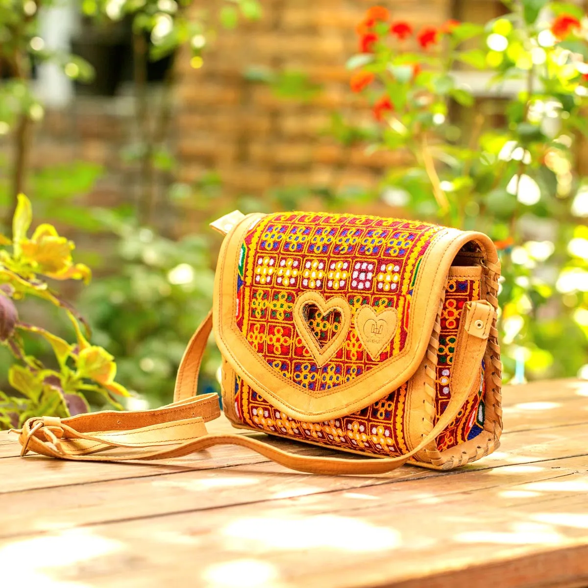 Trendy Matching Tote Bag and Clutch | Complete Your Look with Ballet Shoes Nk-194