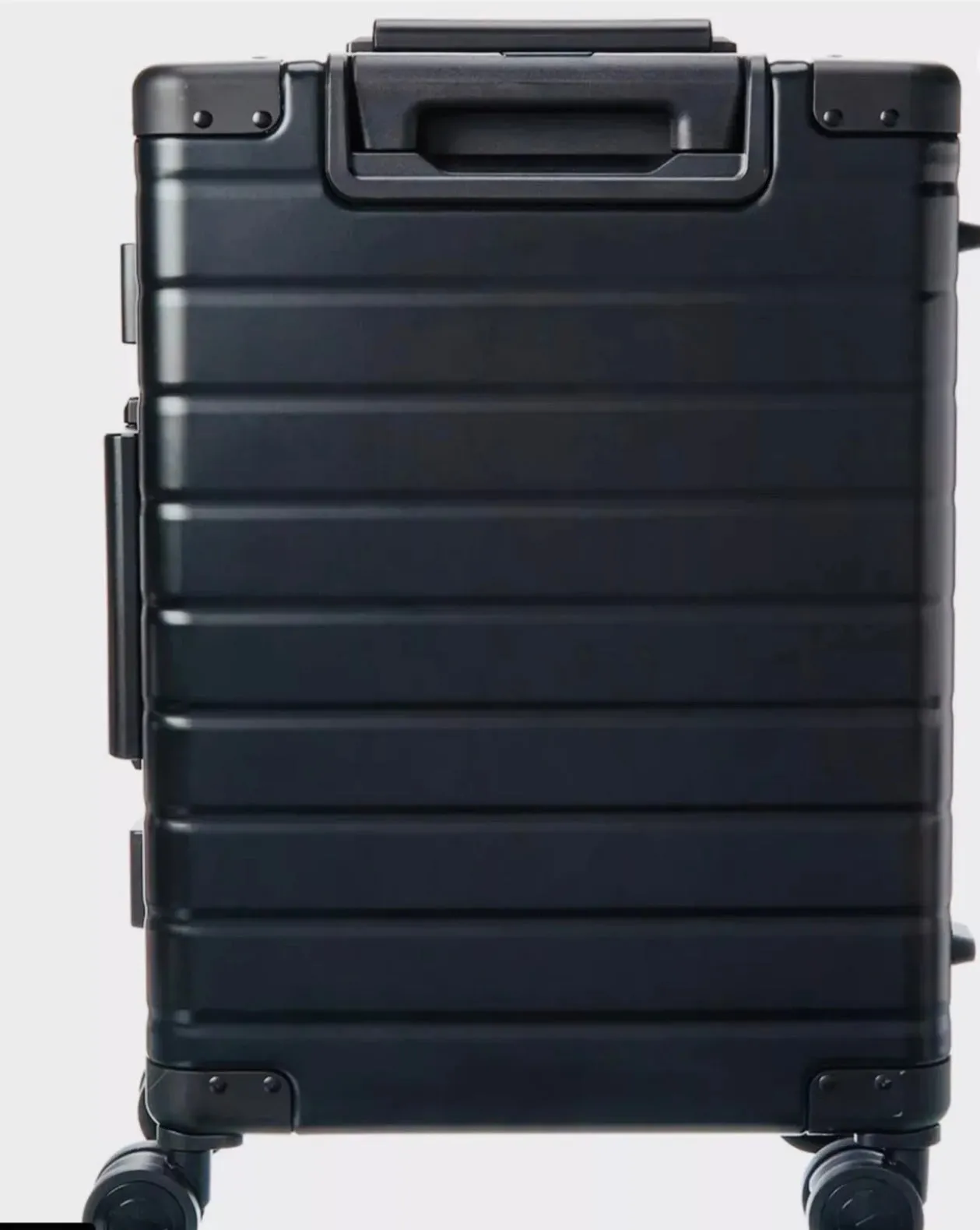 VALENTINO BY MARIO VALENTINO
19 Inch Logo Spinner Suitcase