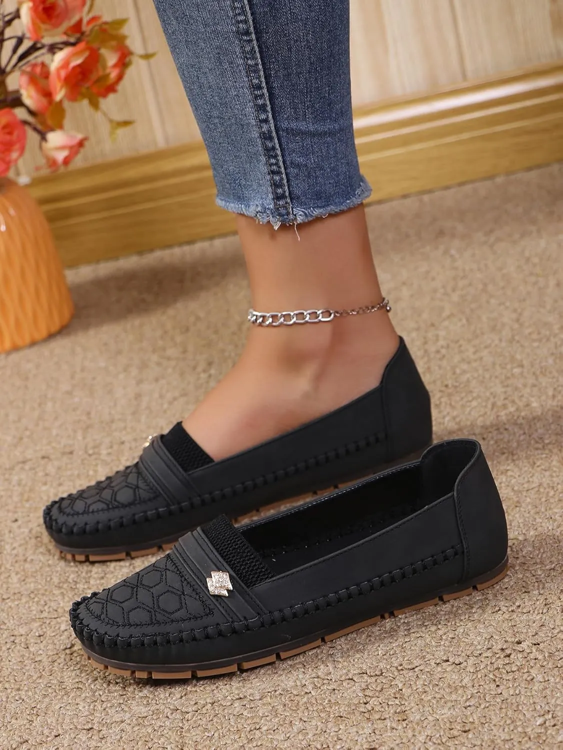 Women's Classic Comfort Loafers Casual Slip-Ons Stylish Dress Shoes Cute Work Office Flats Everyday Walking Shoes